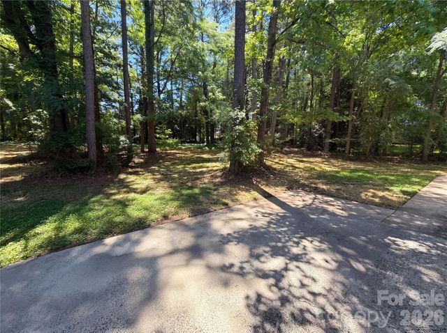 118 Withershinn Drive, Charlotte, NC 28262