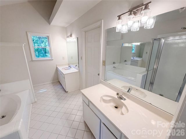118 Withershinn Drive, Charlotte, NC 28262