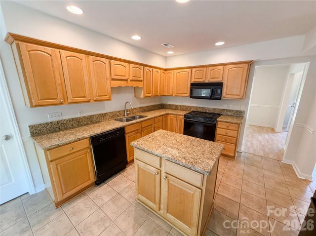 118 Withershinn Drive, Charlotte, NC 28262