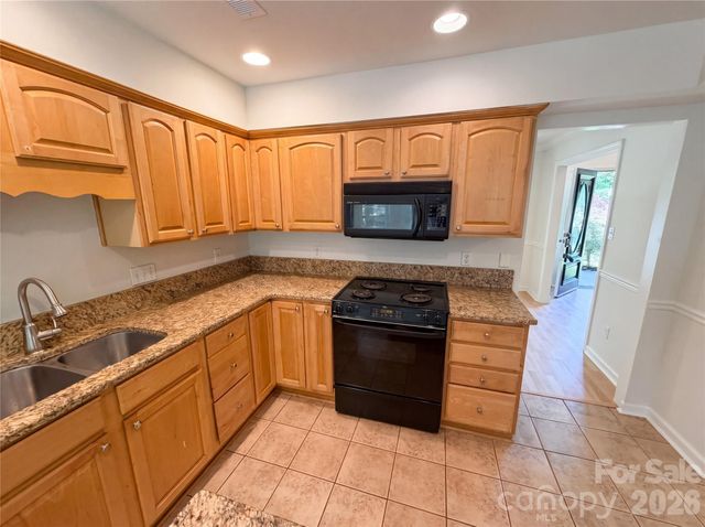 118 Withershinn Drive, Charlotte, NC 28262