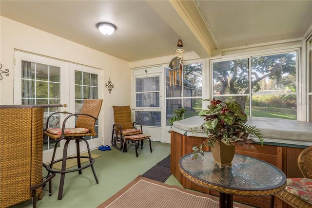 1381 N MCMULLEN BOOTH ROAD 1381, Clearwater, FL 33759