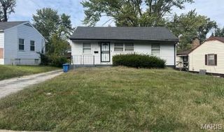 321 Caithness Road, St Louis, MO 63137