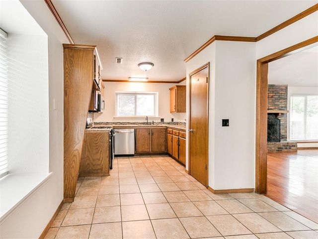 4308 Trinity Drive, Shawnee, OK 74804