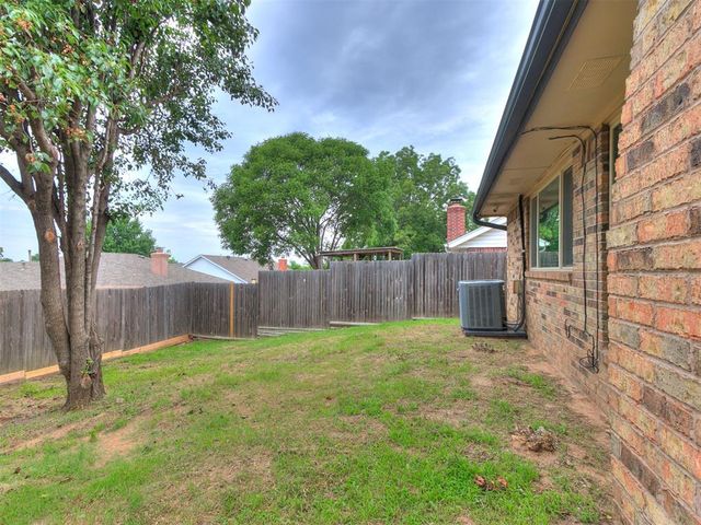 4308 Trinity Drive, Shawnee, OK 74804