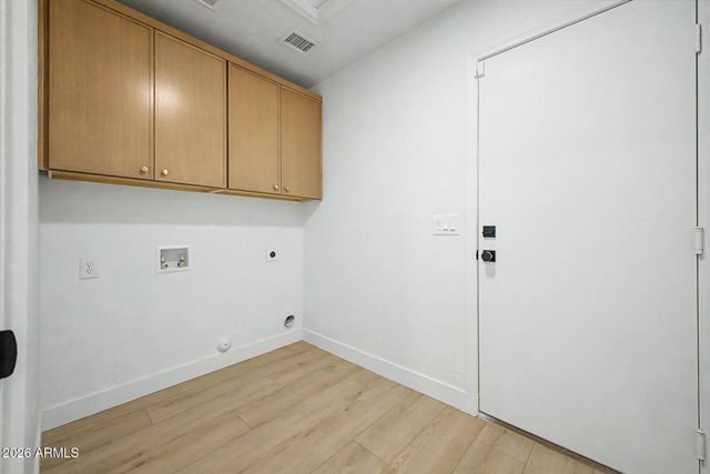 5027 E VAUGHN Drive, Phoenix, AZ 85044