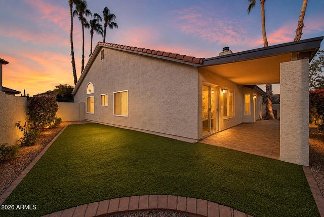 5027 E VAUGHN Drive, Phoenix, AZ 85044