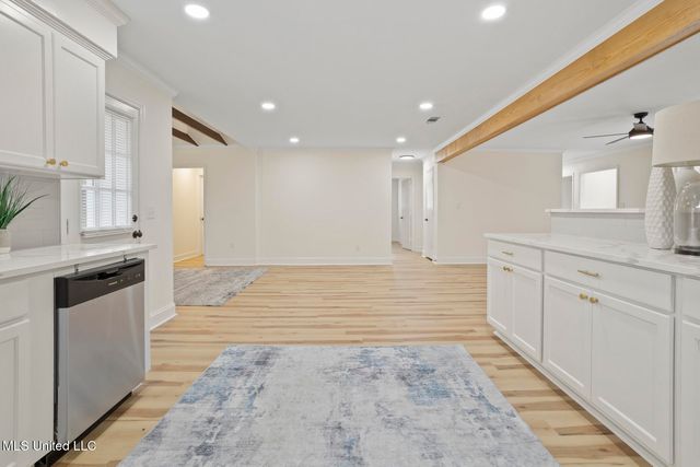 1218 Springdale Drive, Jackson, MS 39211