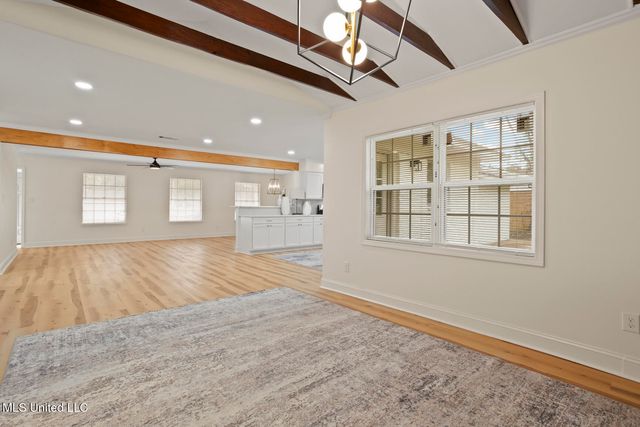 1218 Springdale Drive, Jackson, MS 39211