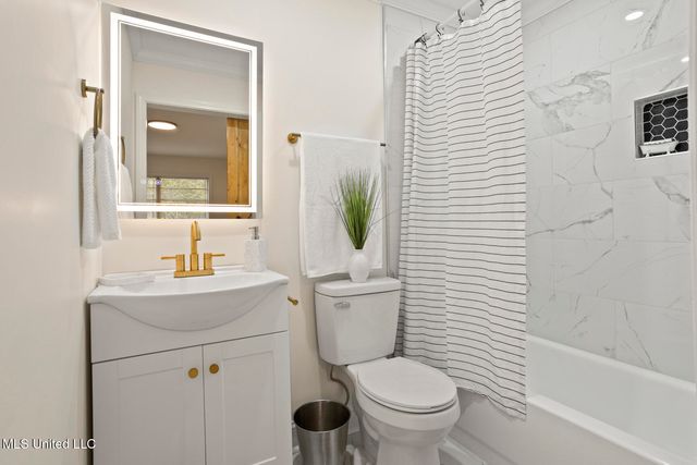 1218 Springdale Drive, Jackson, MS 39211