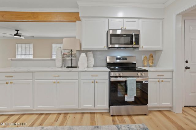 1218 Springdale Drive, Jackson, MS 39211