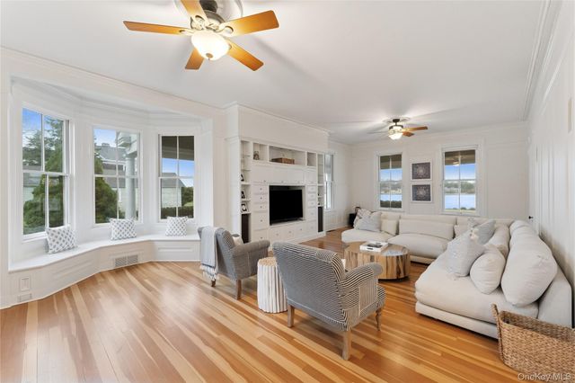 127 Senix Avenue, Center Moriches, NY 11934