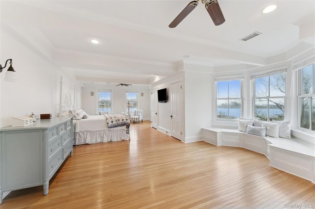 127 Senix Avenue, Center Moriches, NY 11934