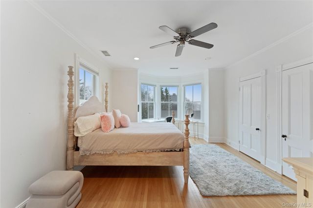 127 Senix Avenue, Center Moriches, NY 11934