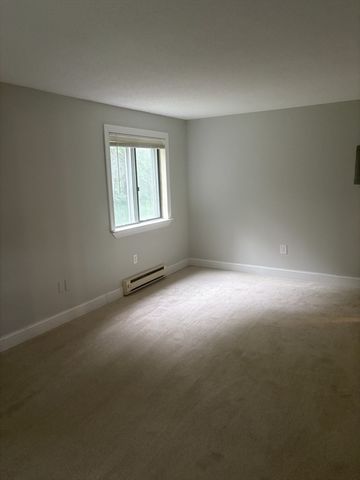 27 Village Rock Lane 20, Natick, MA 01760