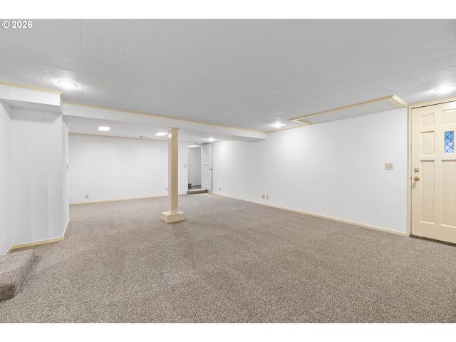 2830 Sw MULTNOMAH Blvd, Portland, OR 97219