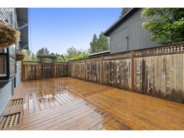 2830 Sw MULTNOMAH Blvd, Portland, OR 97219