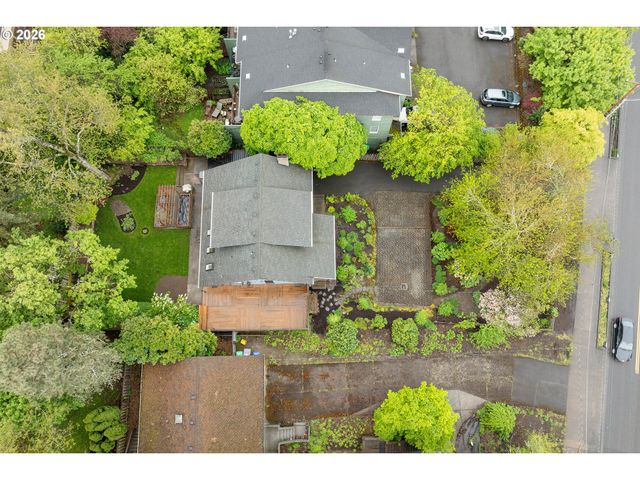 2830 Sw MULTNOMAH Blvd, Portland, OR 97219