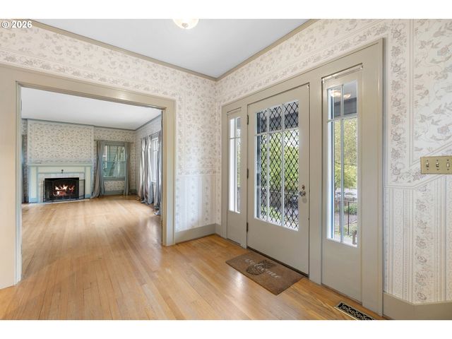 2830 Sw MULTNOMAH Blvd, Portland, OR 97219