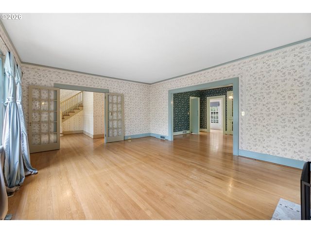 2830 Sw MULTNOMAH Blvd, Portland, OR 97219