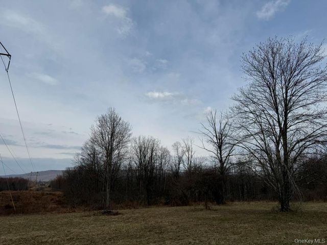6 Stokes Lane, Gardiner, NY 12525