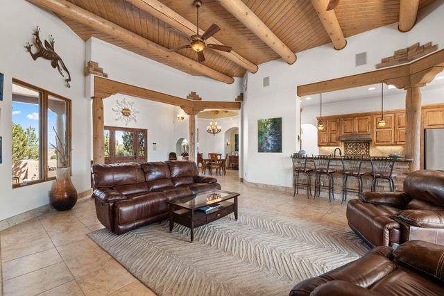 50 Anasazi Trails Loop, Placitas, NM 87043