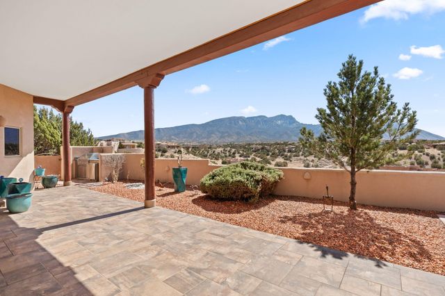 50 Anasazi Trails Loop, Placitas, NM 87043