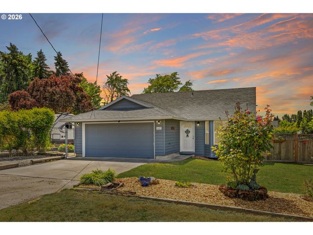 147 E 8TH St, Lafayette, OR 97127