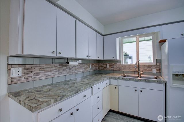 1709 2nd St, Marysville, WA 98270