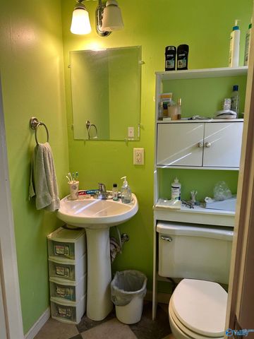 618 Becky Allen Circle, Rainbow City, AL 35906