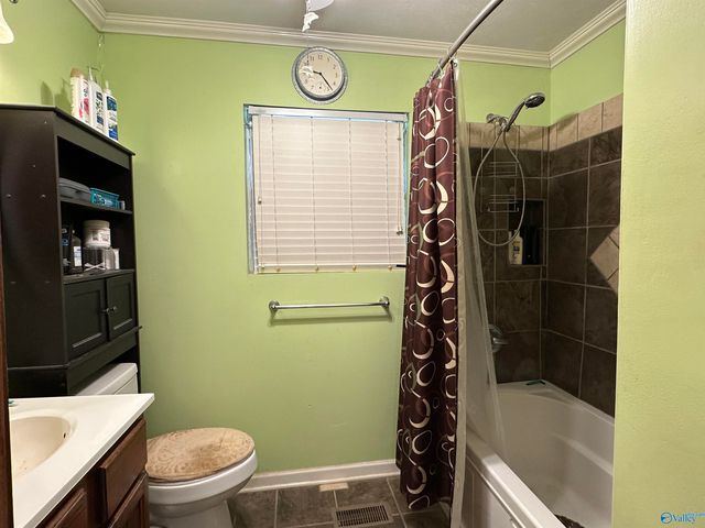 618 Becky Allen Circle, Rainbow City, AL 35906