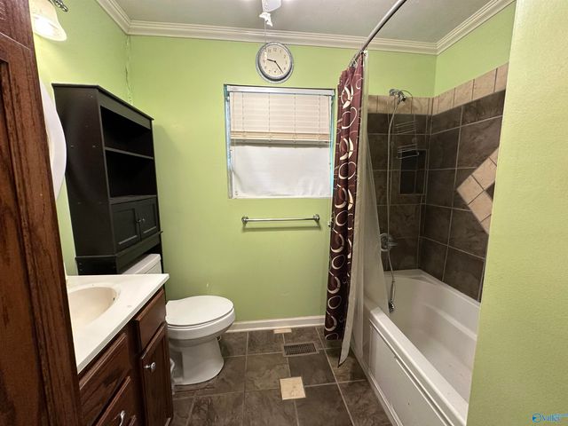 618 Becky Allen Circle, Rainbow City, AL 35906