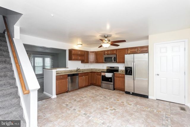 10 BLACKFOOT, Middle River, MD 21220