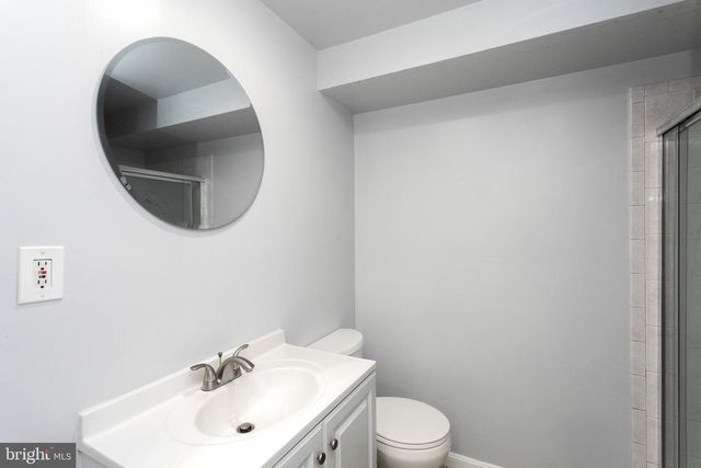 10 BLACKFOOT, Middle River, MD 21220