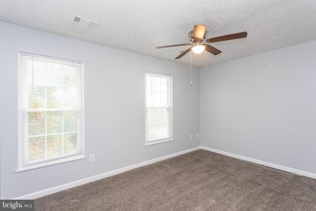 10 BLACKFOOT, Middle River, MD 21220