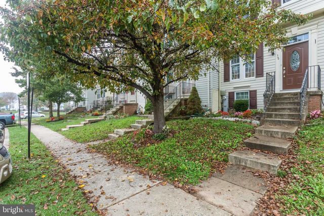 10 BLACKFOOT, Middle River, MD 21220