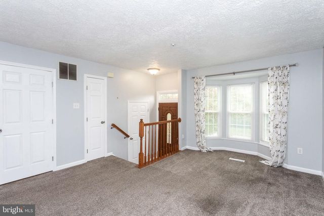 10 BLACKFOOT, Middle River, MD 21220
