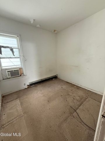 1005 Congress Street, Schenectady, NY 12303