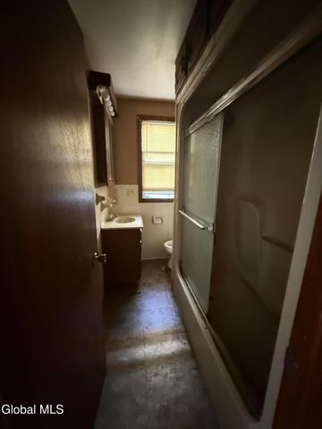 1005 Congress Street, Schenectady, NY 12303