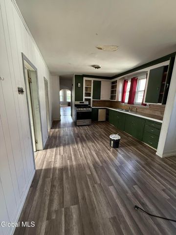 1005 Congress Street, Schenectady, NY 12303