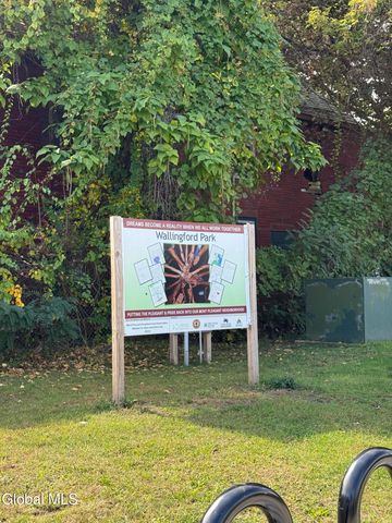 1005 Congress Street, Schenectady, NY 12303