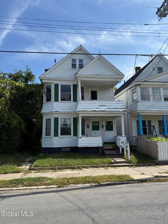 1005 Congress Street, Schenectady, NY 12303