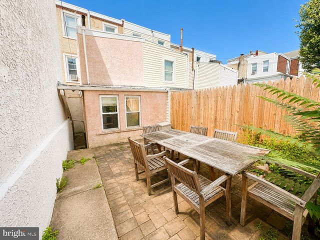 4651 SMICK ST, Philadelphia, PA 19127