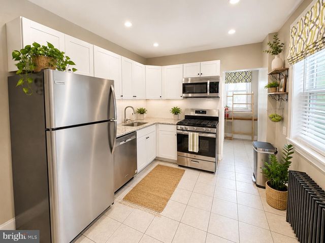 4651 SMICK ST, Philadelphia, PA 19127