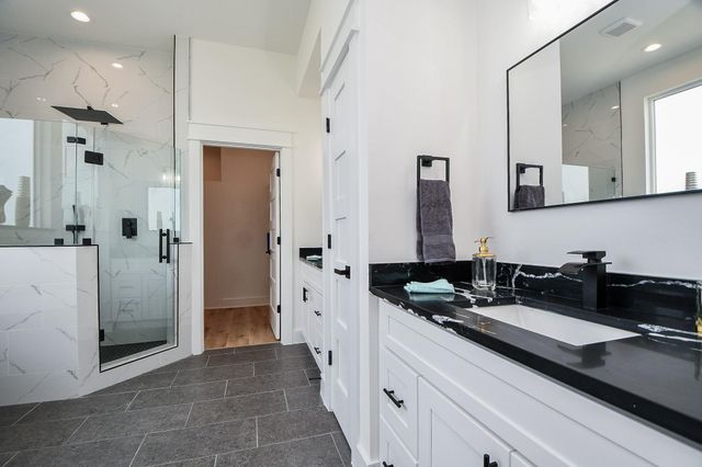 5609 Val Verde Street A, Houston, TX 77057