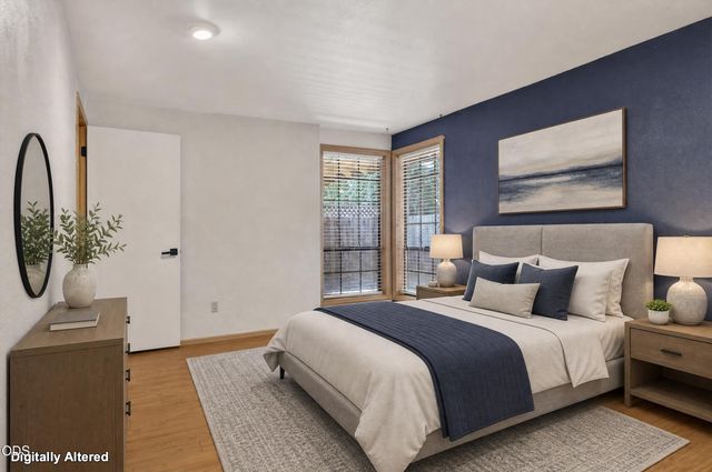 654 Golden Lane, Medford, OR 97504