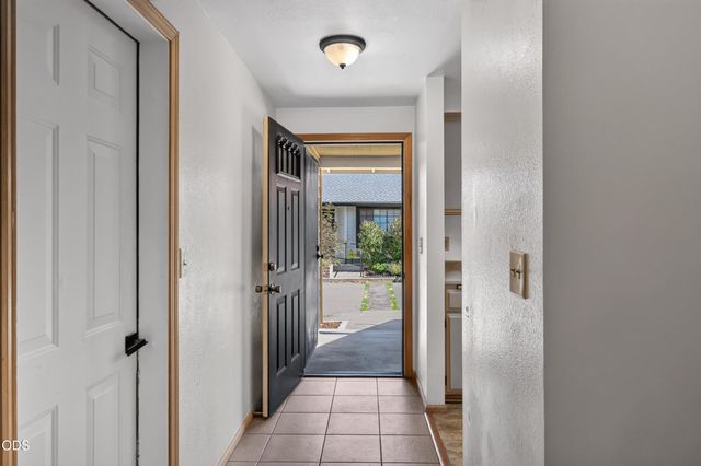 654 Golden Lane, Medford, OR 97504