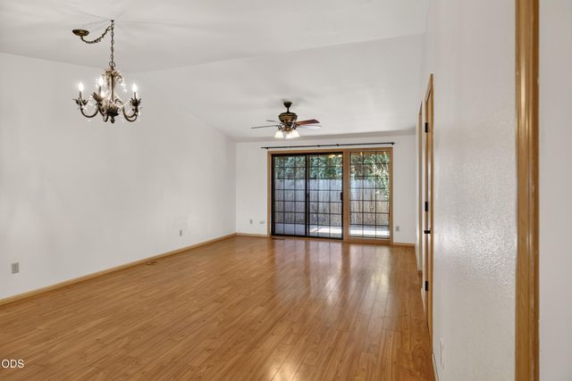 654 Golden Lane, Medford, OR 97504