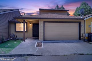 654 Golden Lane, Medford, OR 97504
