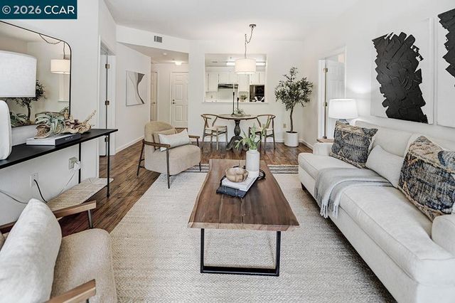 1860 Tice Creek Dr 1119, Walnut Creek, CA 94595