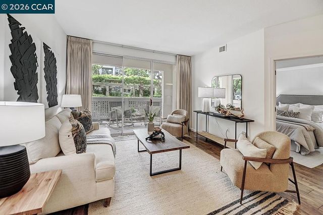 1860 Tice Creek Dr 1119, Walnut Creek, CA 94595